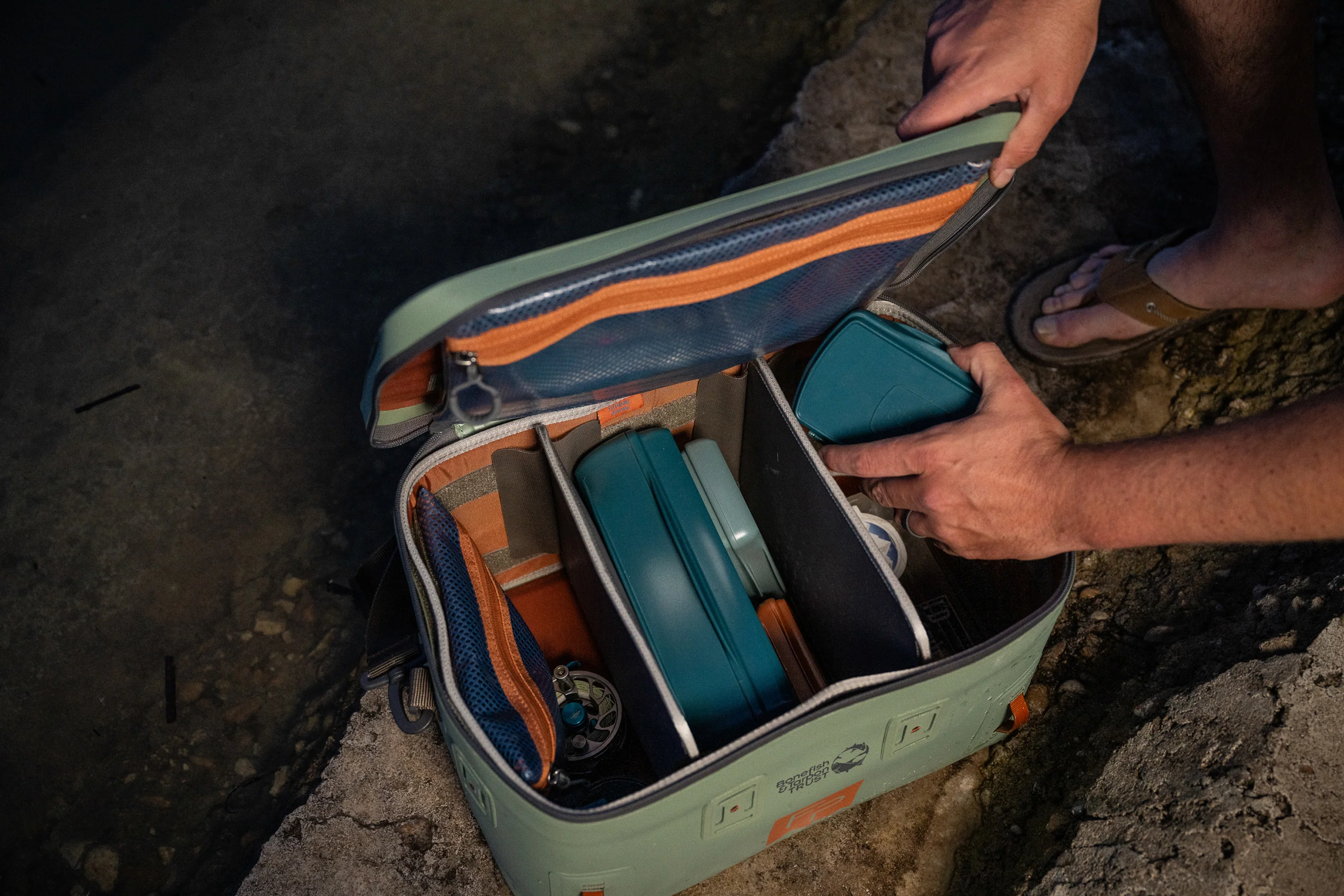 Cutbank Gear Bag - Bonefish & Tarpon Trust Edition - Image 8