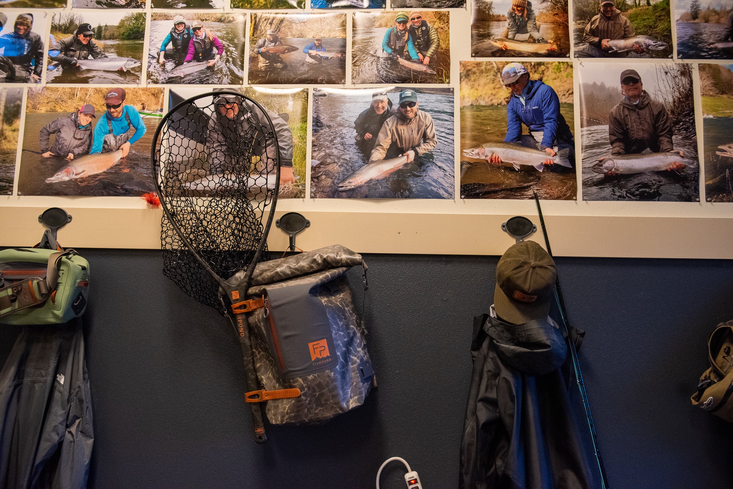 Fishpond Nomad® Mid-Length Boat Net - Wild Run Edition - Image 3