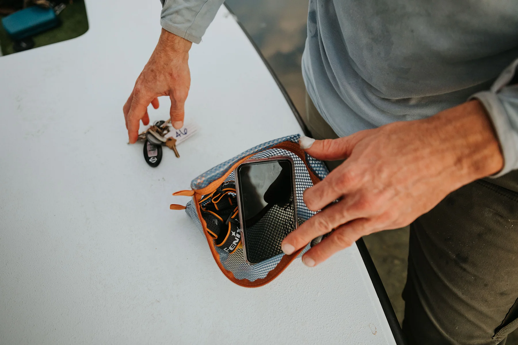 Sandbar Travel Pouch - Image 8