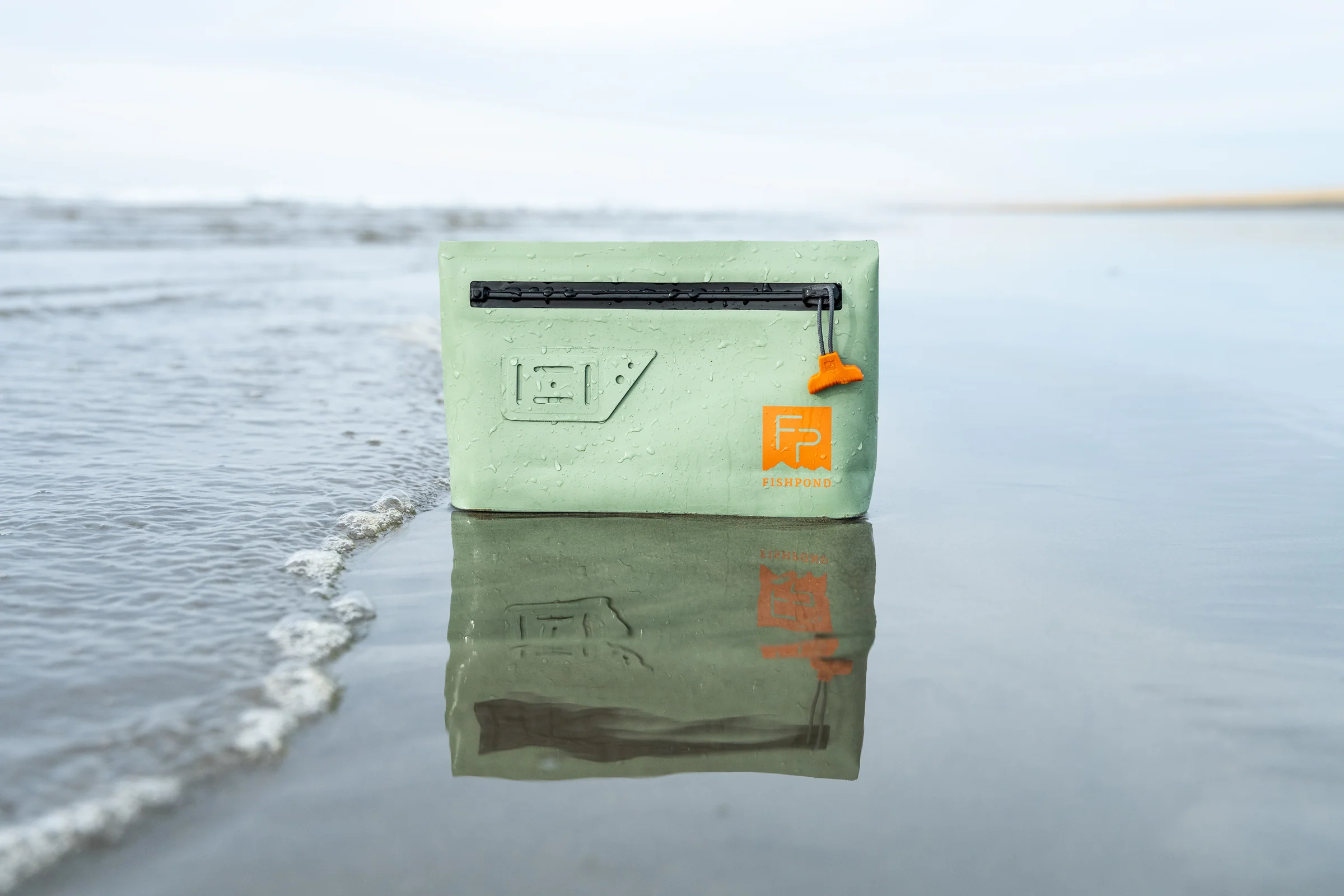 Thunderhead® Submersible Pouch - Image 11