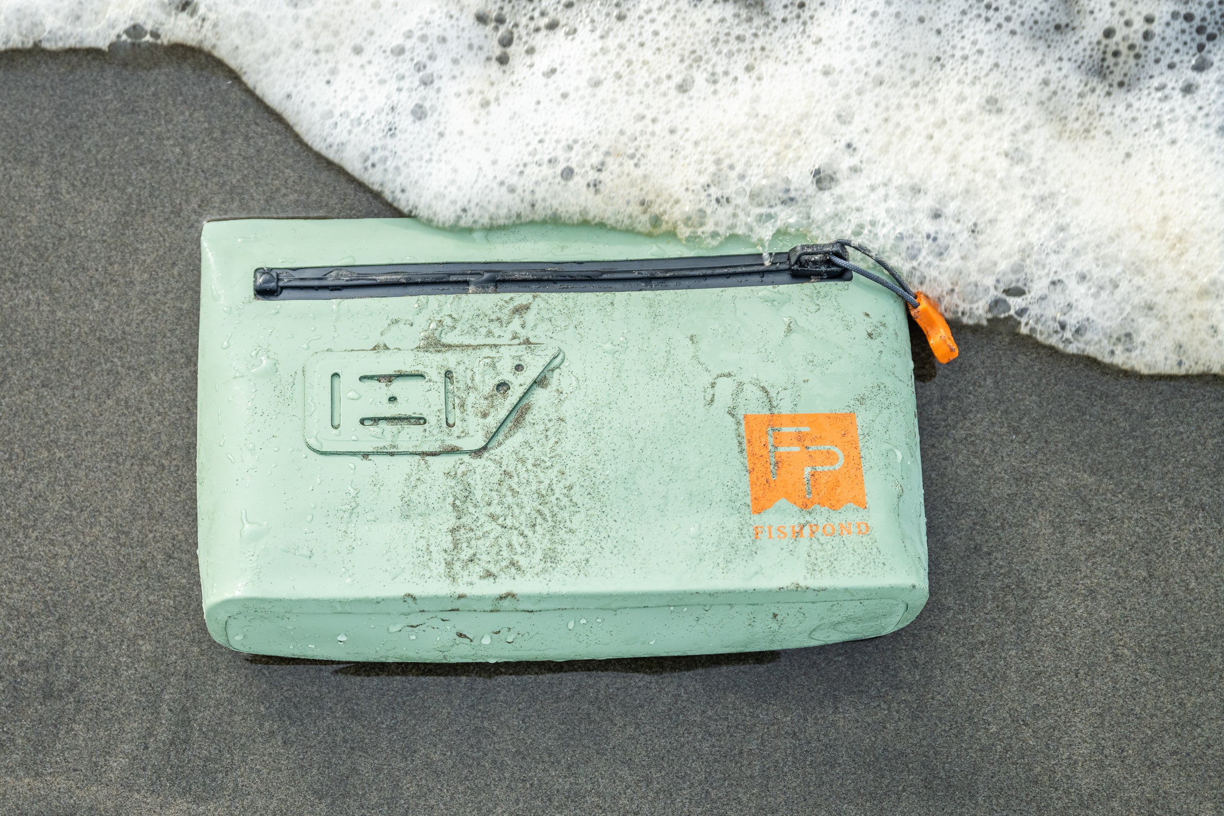 Thunderhead® Submersible Pouch - Image 9